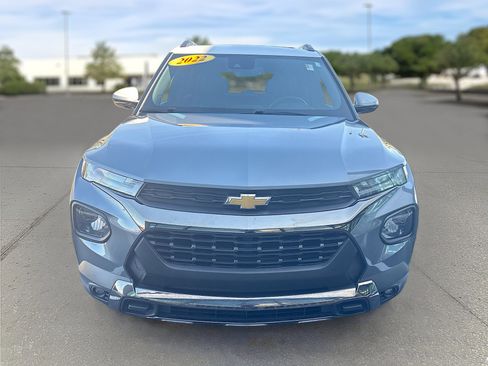 Used 2022 Chevrolet TrailBlazer ACTIV w/ Sun and Liftgate Package image 2