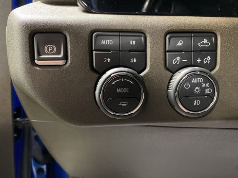 Certified 2024 Chevrolet Silverado 1500 LTZ w/ LTZ Convenience Package II image 22