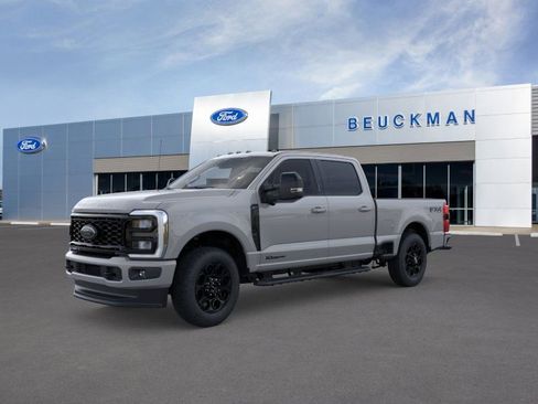 New 2026 Ford F250 Lariat w/ Black Appearance Package image 5