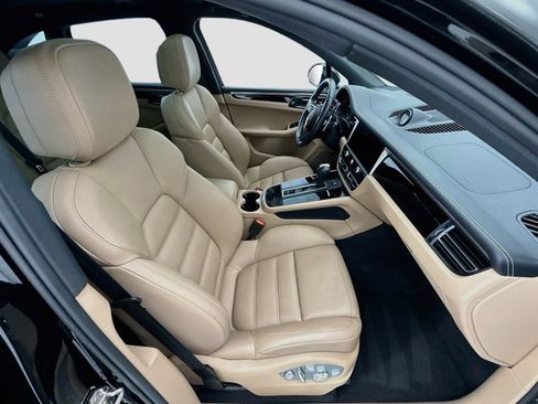 Used 2025 Porsche Macan S AWD/4WD image 21