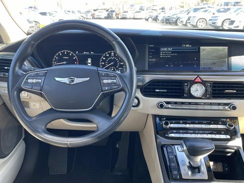 Used 2017 Genesis G90 3.3T Premium image 14