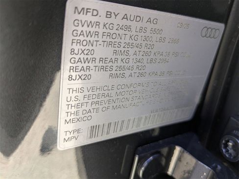 New 2025 Audi Q5 Premium Plus image 38