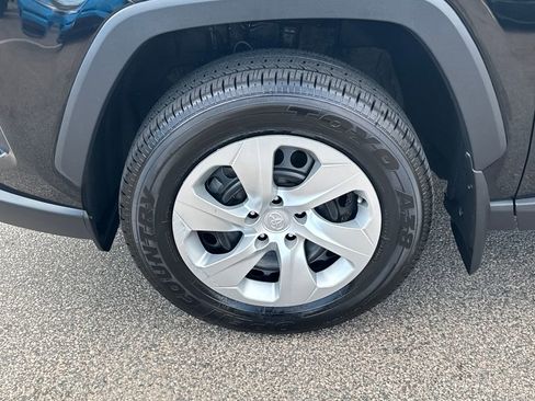 Used 2023 Toyota RAV4 LE image 37