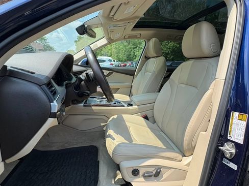 Used 2019 Audi Q7 2.0T Premium Plus w/ Premium Plus Package AWD/4WD image 2