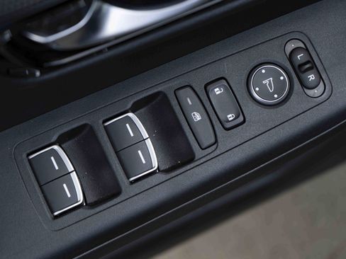 Used 2024 Honda CR-V Sport Touring image 37