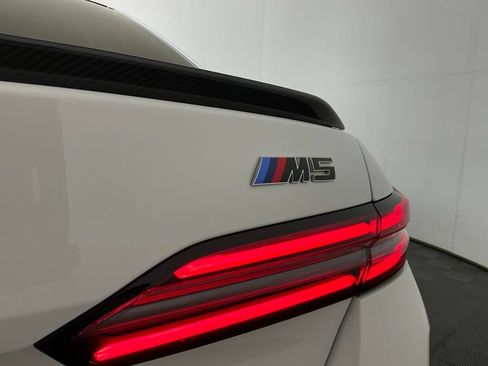 Used 2026 BMW M5 w/ Carbon Package AWD/4WD image 30