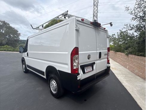 Used 2024 RAM ProMaster 2500 FWD image 9