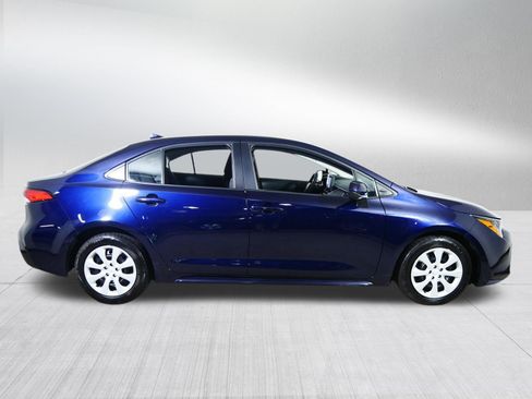 Used 2024 Toyota Corolla LE FWD image 8