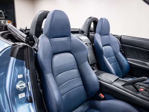 Used 2006 Honda S2000 image 12