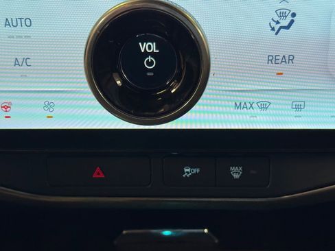 Used 2022 Ford Expedition King Ranch image 41