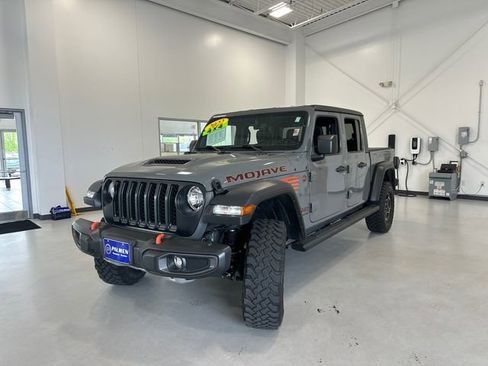 Used 2022 Jeep Gladiator Mojave w/ Cold Weather Group AWD/4WD image 10