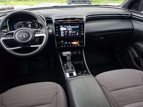 Used 2024 Hyundai Santa Cruz SEL AWD/4WD image 15