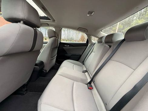 Used 2016 Honda Civic EX image 18