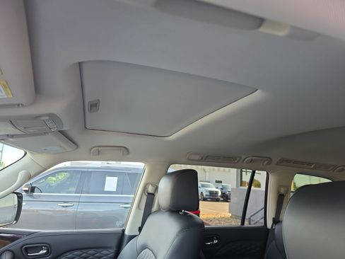 Used 2019 INFINITI QX80 Luxe w/ Proactive Package AWD/4WD image 18