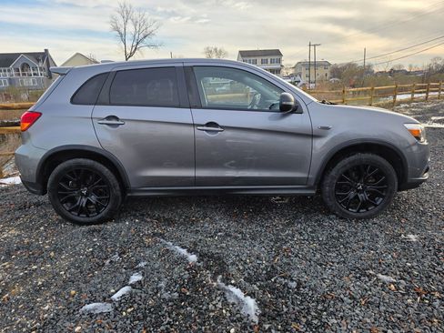 Used 2019 Mitsubishi Outlander Sport ES image 6