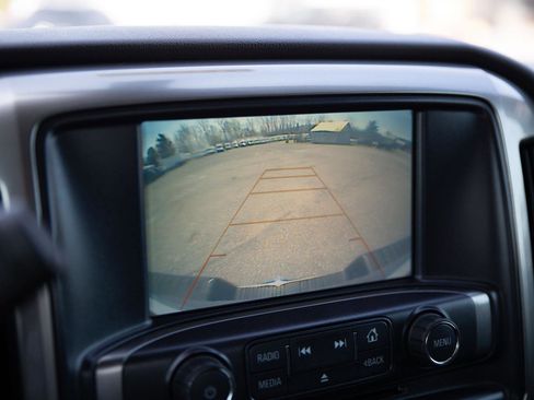 Used 2018 Chevrolet Silverado 1500 LT image 15