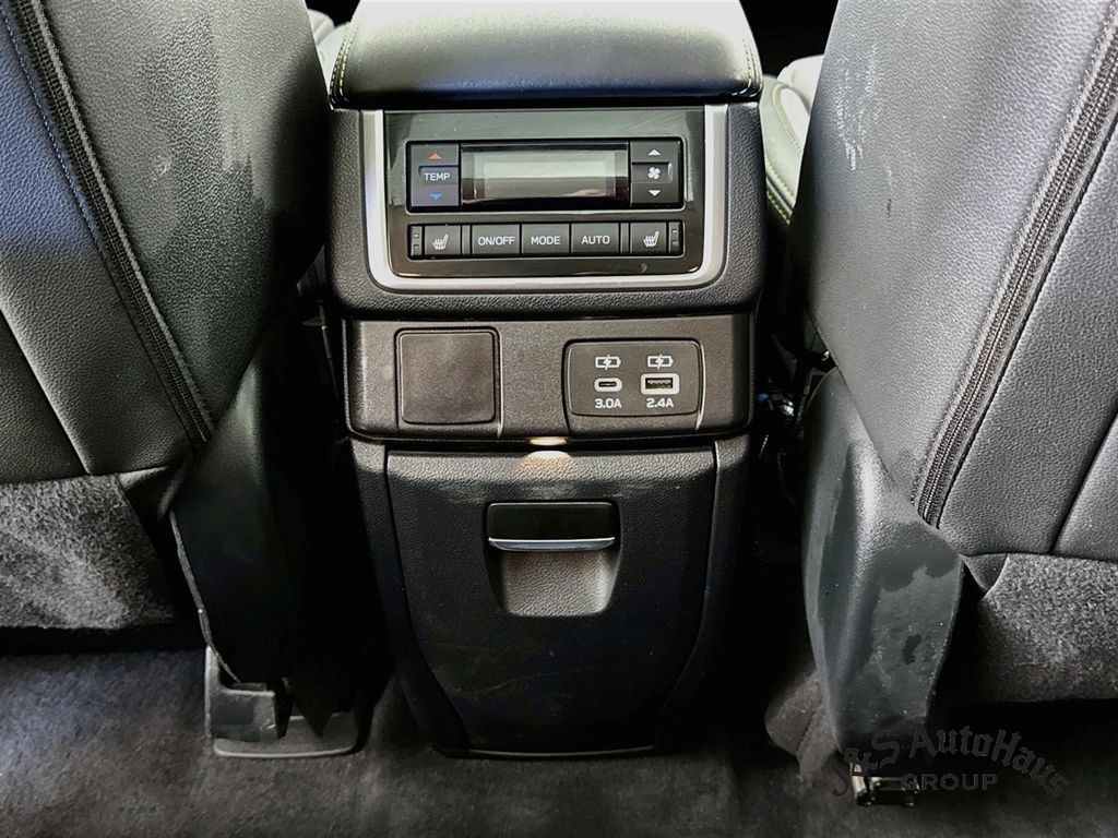 Used 2023 Subaru Ascent Onyx Edition Limited AWD/4WD image 32