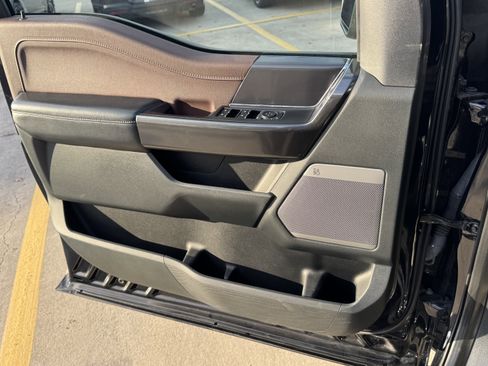 Used 2021 Ford F150 Lariat w/ Equipment Group 502A High image 28