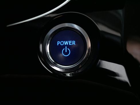 Used 2022 Toyota Prius LE image 29