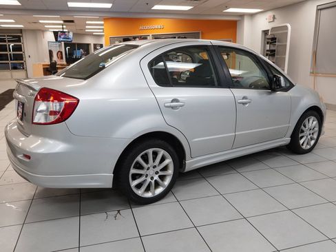 Used 2008 Suzuki SX4 Sedan FWD image 11