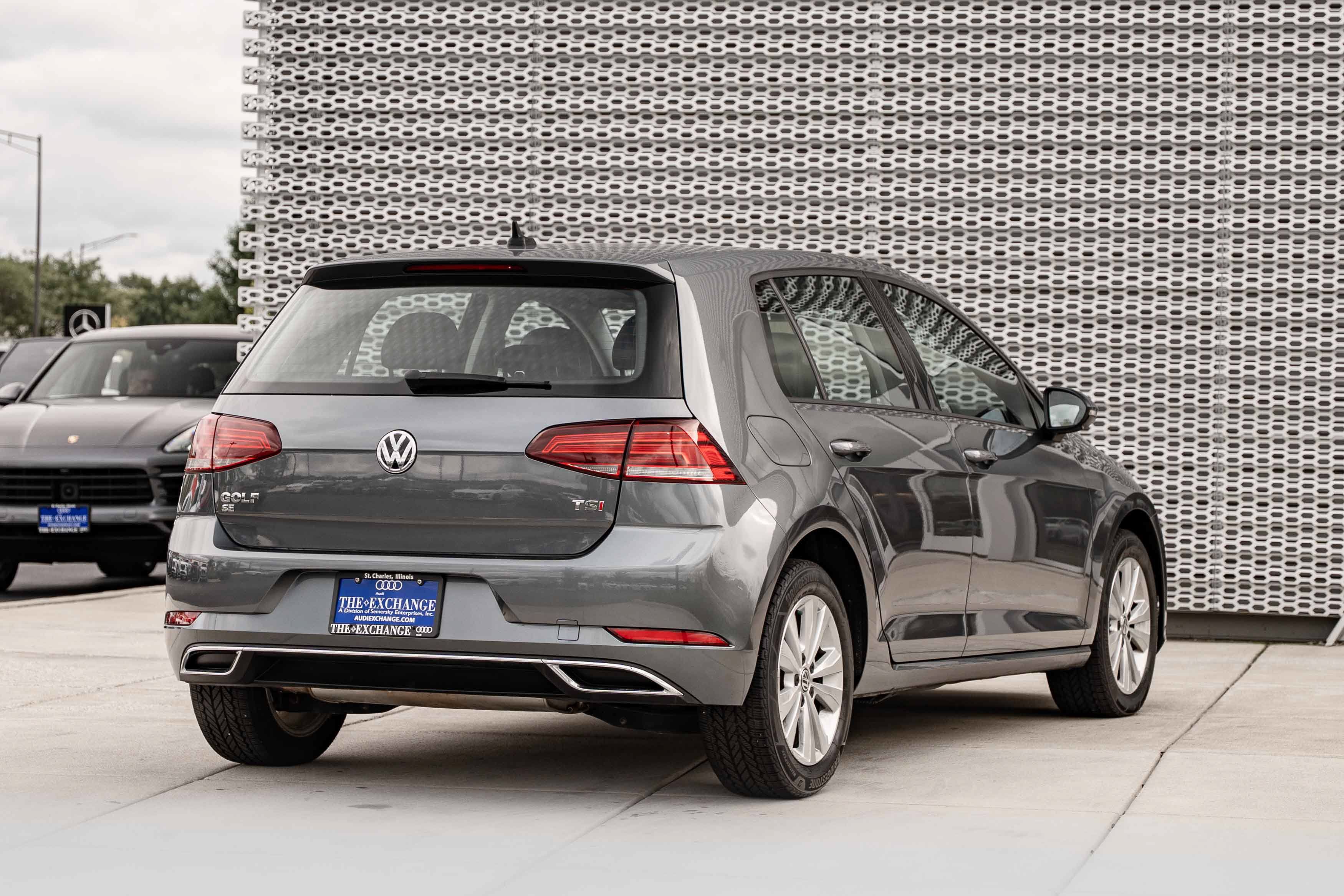 Used 2018 Volkswagen Golf SE FWD image 4