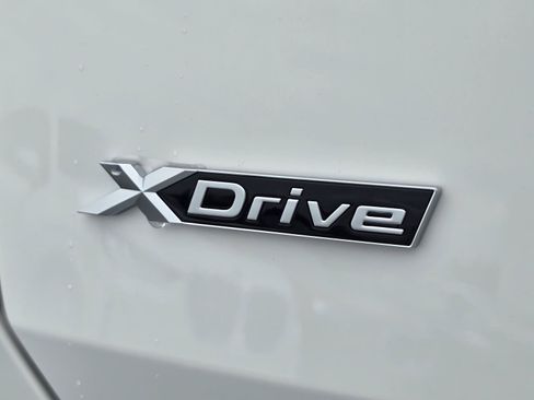 New 2026 BMW X3 xDrive30i w/ M Sport Package AWD/4WD image 4