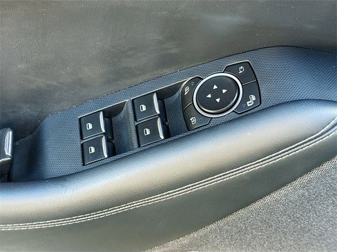 Used 2021 Ford Mustang Mach-E Premium image 19