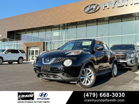 Used 2015 Nissan Juke SV w/ Technology Package image 1