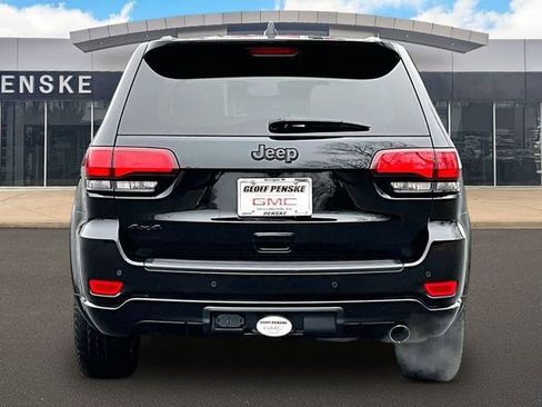 Used 2019 Jeep Grand Cherokee Altitude image 4