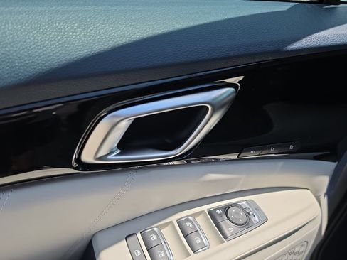 New 2027 Kia Carnival SX Prestige FWD image 21