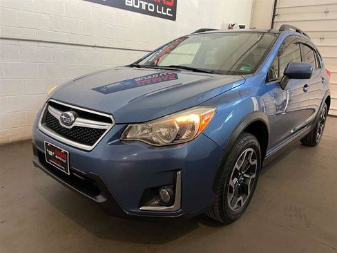 Used 2017 Subaru Crosstrek 2.0i Premium AWD/4WD image 41