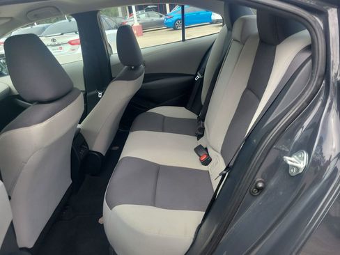Used 2023 Toyota Corolla LE FWD image 29
