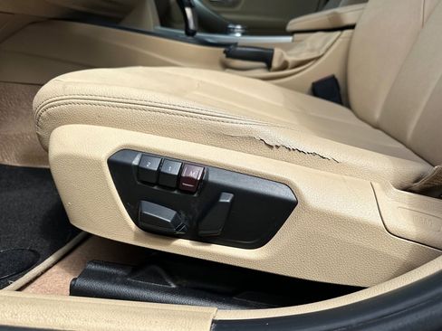 Used 2014 BMW 320i Sedan image 14