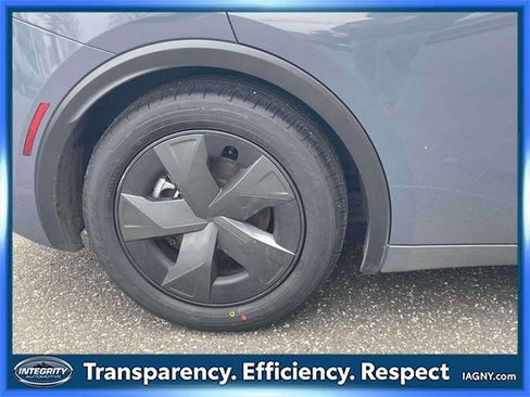 Certified 2024 Toyota Prius LE image 9