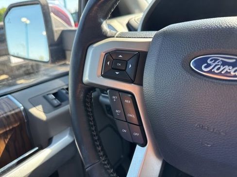 Used 2020 Ford F150 Lariat w/ Equipment Group 502A Luxury AWD/4WD image 31