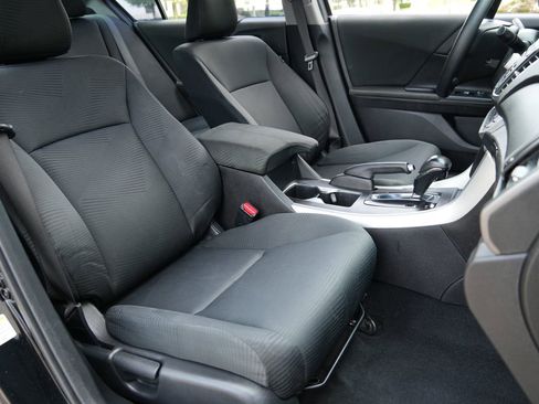Used 2015 Honda Accord LX image 8