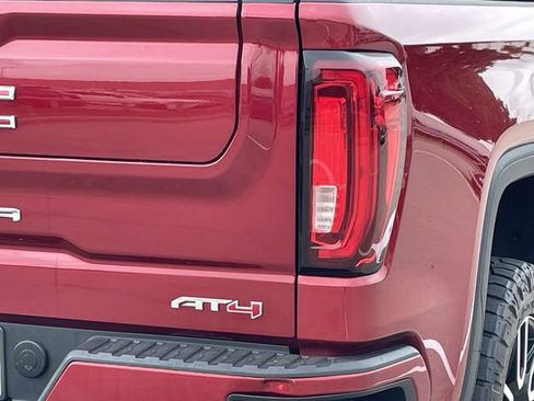 Used 2019 GMC Sierra 1500 AT4 w/ AT4 Premium Package AWD/4WD image 6