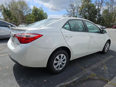 Used 2014 Toyota Corolla LE image 6