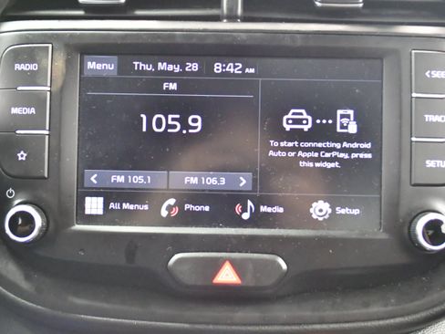 Used 2024 Kia Soul LX w/ Option Group 015 FWD image 24