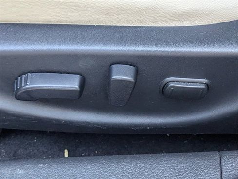 Used 2019 Nissan Maxima 3.5 SL w/ Floor Mat Group image 18