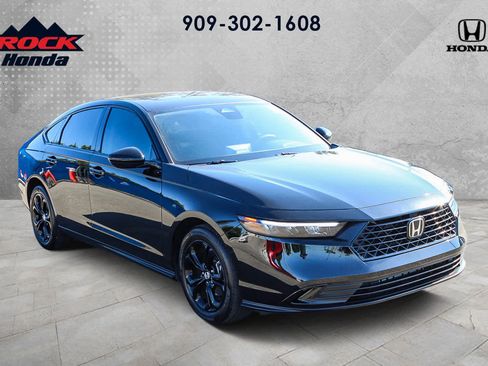 Certified 2025 Honda Accord SE image 3