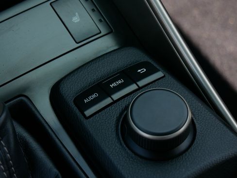 Used 2014 Lexus IS 250 w/ F-Sport Package RWD image 21