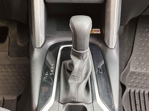 Used 2022 Toyota Corolla Cross LE image 21