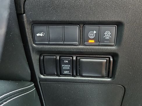 Used 2020 Nissan Armada SL w/ Premium Package RWD image 25