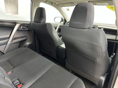 Used 2018 Toyota RAV4 XLE w/ Convenience Package AWD/4WD image 28