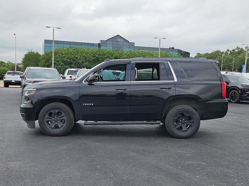 Used 2019 Chevrolet Tahoe LS RWD image 3