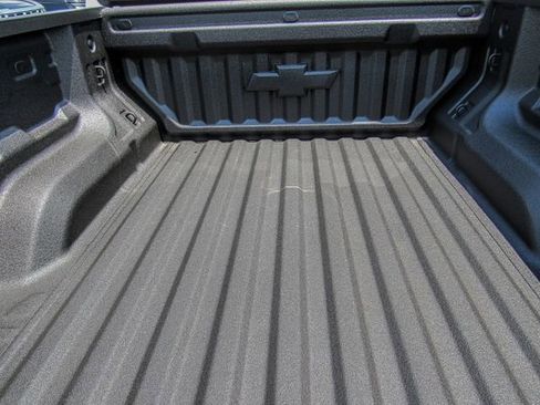 New 2025 Chevrolet Colorado LT w/ LT Convenience Package image 6