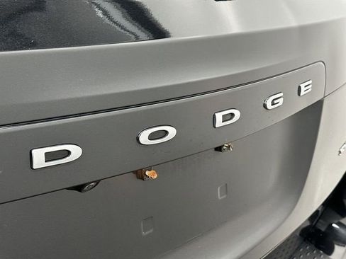 Used 2020 Dodge Grand Caravan SXT image 27