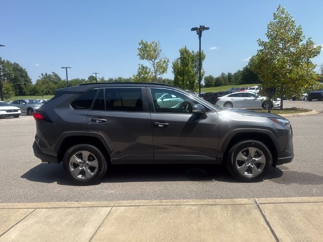 Used 2025 Toyota RAV4 XLE FWD image 6