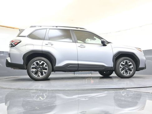 Certified 2025 Subaru Forester Premium AWD/4WD image 34